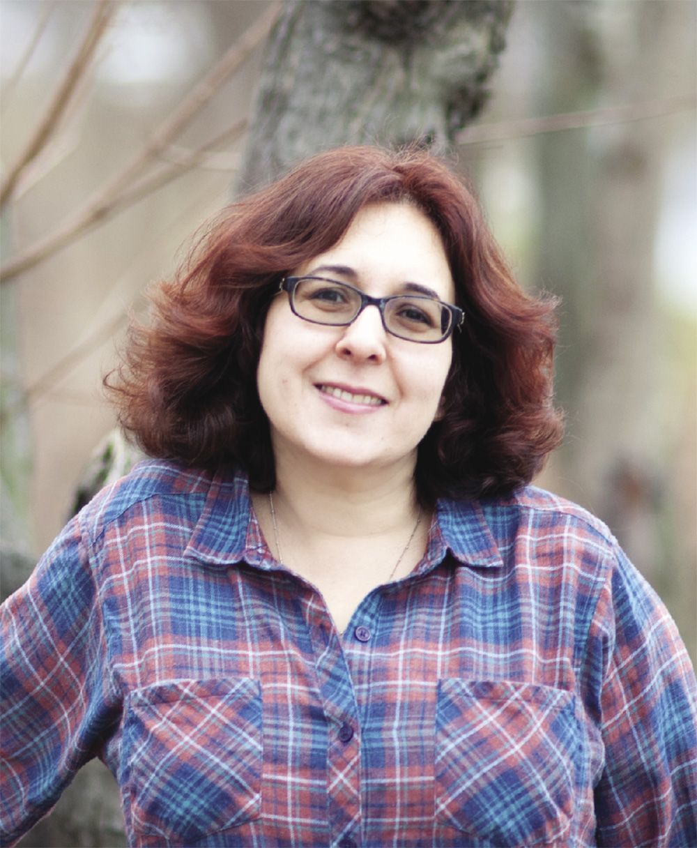 Editor Rona Kobell in the field. Photo, Nicole Lehming / MDSG